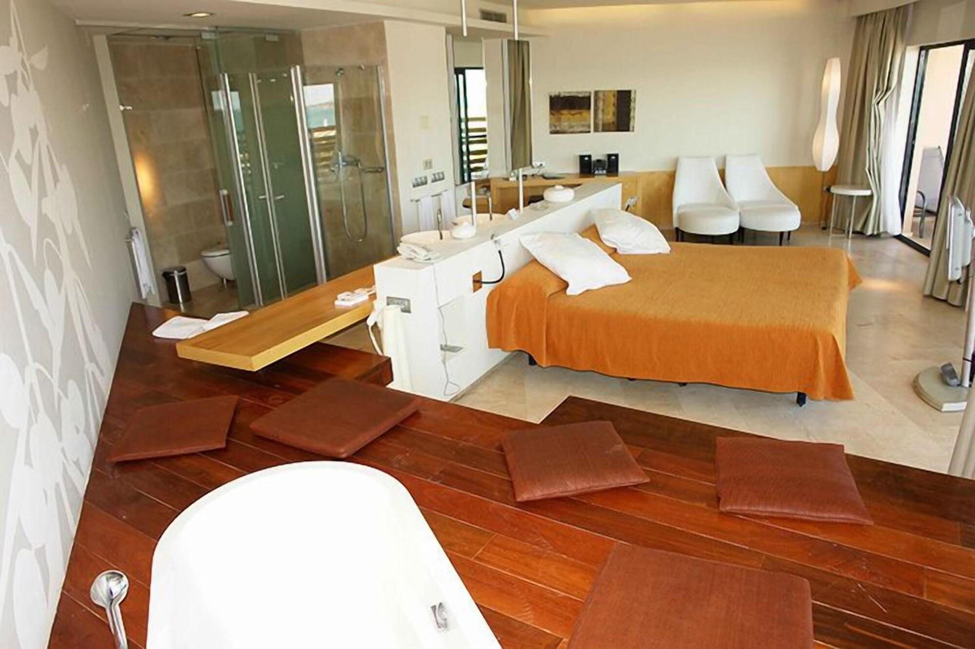 Ohtels Les Oliveres El Perello  Ngoại thất bức ảnh